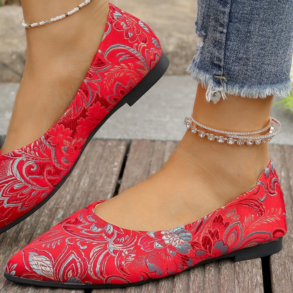 Red Floral Embroidered Women's Flats